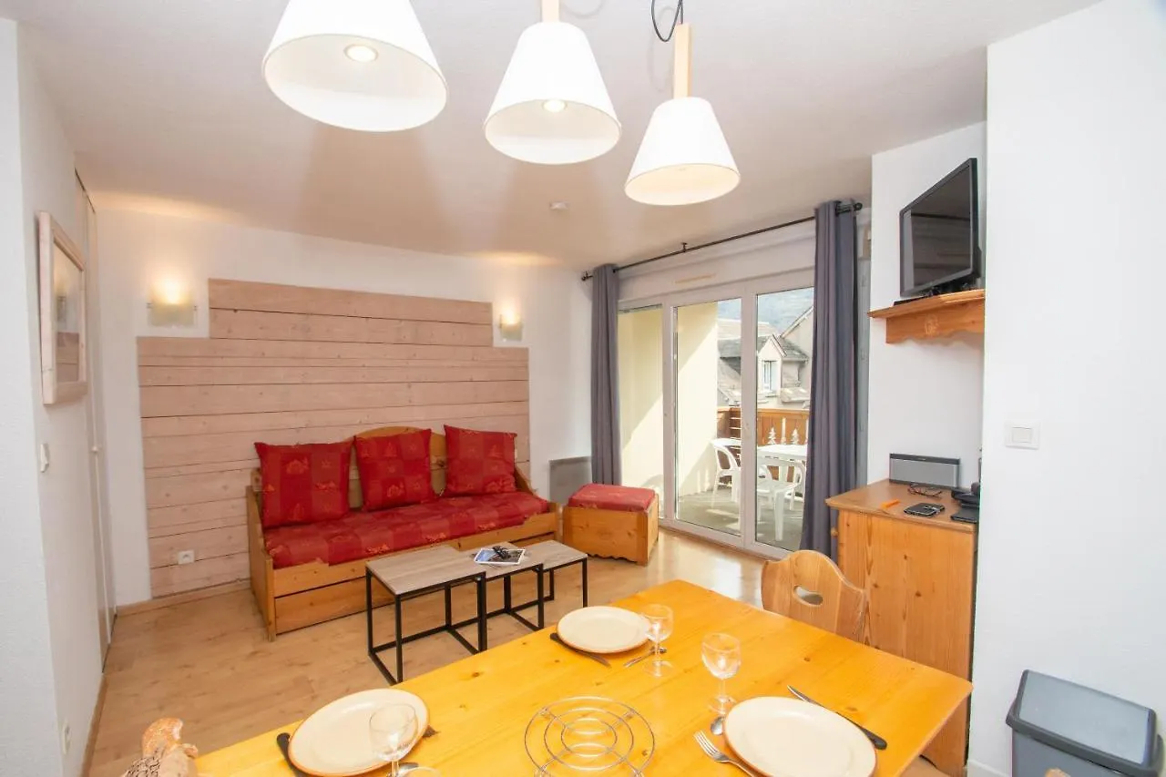 Balnearia - Appt Avec Piscine Partagee Apartment Montauban-de-Luchon 0*,  France